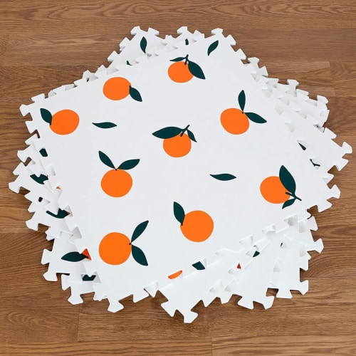 CHILDLIKE BEHAVIOR X-Large Baby Play Mat 72x48 Inch - Oranges Perspective: right