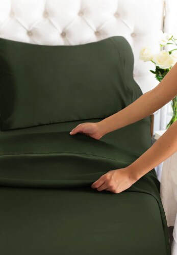CGK Unlimited 4 Piece Deep Pocket Microfiber (Muted, Vibrant) Sheet Set - Twin - Emerald Perspective: right
