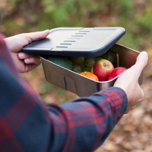 BergHOFF Essentials Stainless Steel Lunch Box Perspective: right