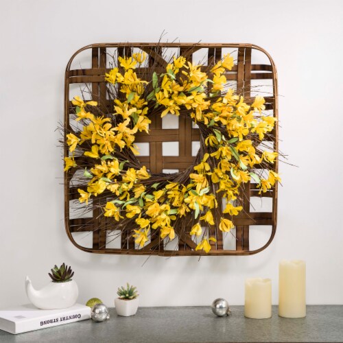 Glitzhome Bamboo Tobacco Basket With Artificial Winter Jasmine Wreath Perspective: right
