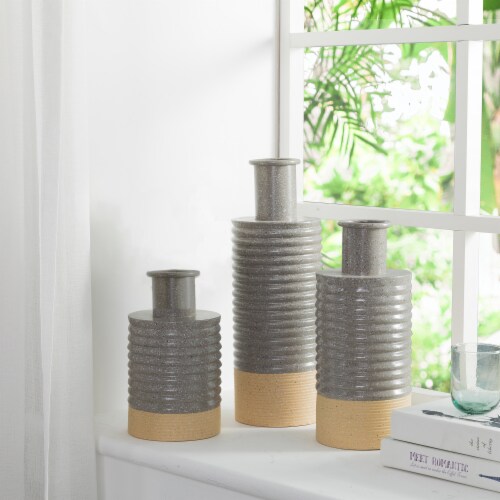 Glitzhome Set of Three Farmhouse Metal Vases Perspective: right