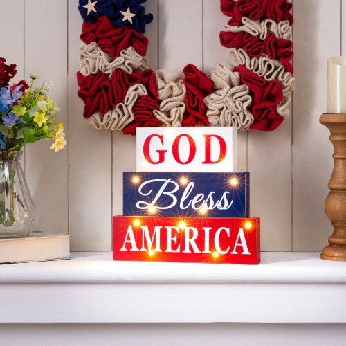 Glitzhome Patriotic Battery Operated Illuminated Wooden Block Decor Perspective: right