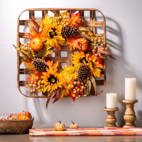 Glitzhome Bamboo Tobacco Basket with Sunflower Wreath Perspective: right