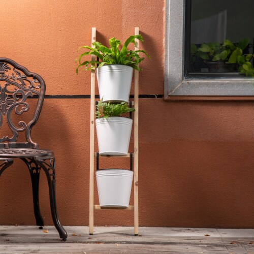 Glitzhome 3-Tier Leaning Ladder Planter Perspective: right