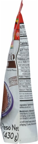 Chata Refried Black Beans Perspective: right