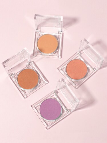 Unicorn Glow® 01 Mellow Starry Mood Blush Perspective: right