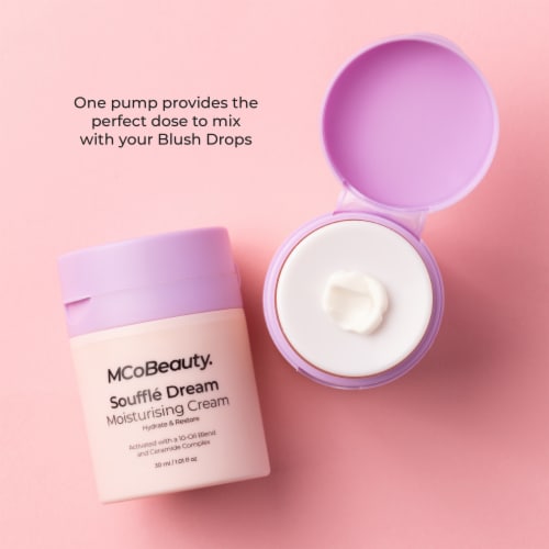 MCoBeauty Souffle Dream Moisturizing Cream Perspective: right
