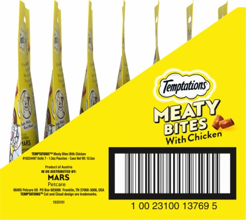 Temptations Chicken Flavor Meaty Bites Soft and Savory Cat Treats Pouch Perspective: right