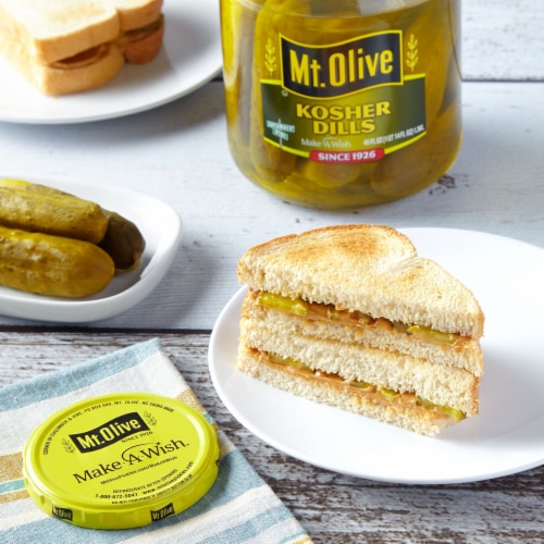 Mt. Olive Kosher Dills Pickles - 46 fl oz jar Perspective: top