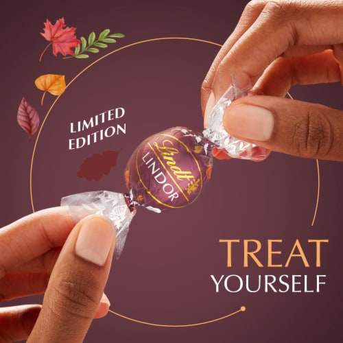 Lindt LINDOR Maple Milk Chocolate Candy Truffles Perspective: top