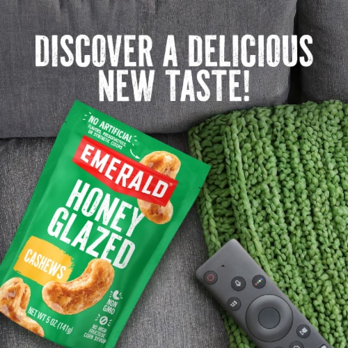 Emerald® Honey Glazed Cashews Perspective: top