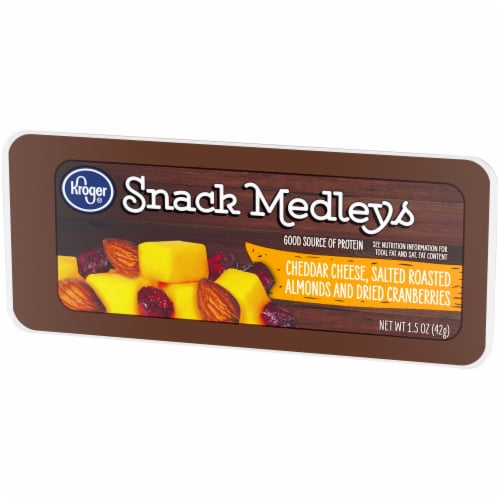 Kroger® Cheddar Cheese Cranberry & Almond Snack Kit Perspective: top