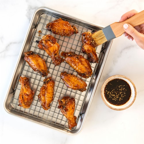 Naturals® Quarter Sheet with Oven-Safe Nonstick Grid Perspective: top