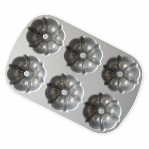 Nordic Ware Elegant Heart Bundt Pan, 1 ct - Harris Teeter