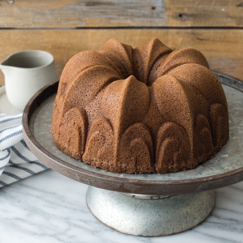 Nordic Ware Non-Stick Cast Aluminum Fleur De Lis Bundt Pan Perspective: top