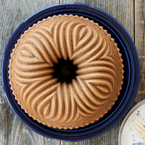 Nordic Ware Heritage Non-Stick Round Bundt Cake Pan & Reviews