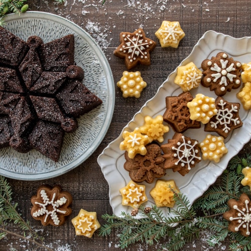 Nordic Ware Snowflake Cakelets Pan - Platinum Perspective: top