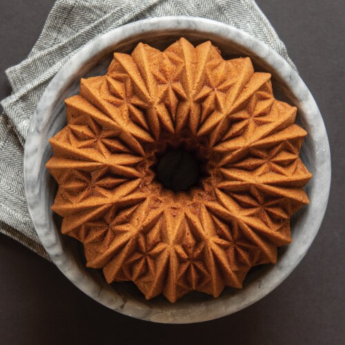 Nordic Ware Cut Crystal Bundt Perspective: top