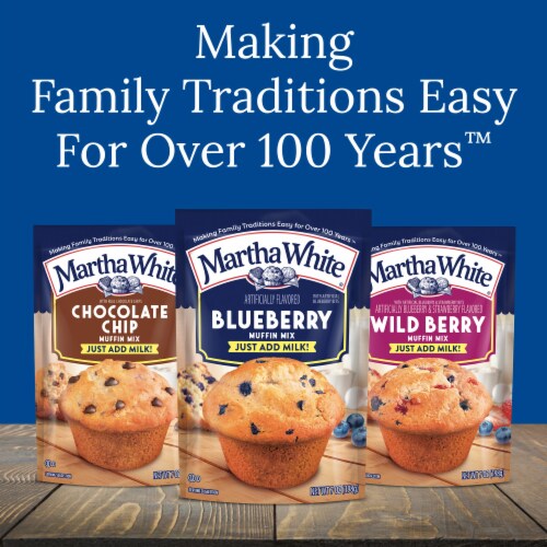 Martha White® Lemon Poppy Seed Muffin Mix Perspective: top
