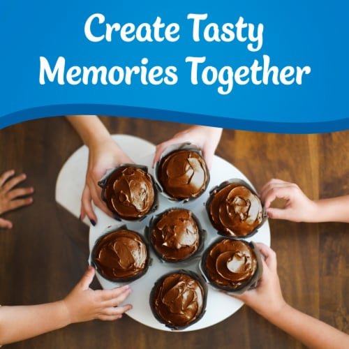 Pillsbury Creamy Supreme Milk Chocolate Frosting Perspective: top
