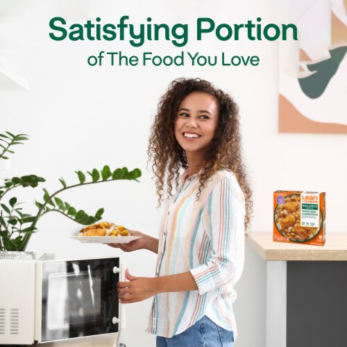 Lean Cuisine Frozen Meal Oven Fried Chicken with Mashed Potatoes Bowl Microwave Meal Frozen Dinner Perspective: top