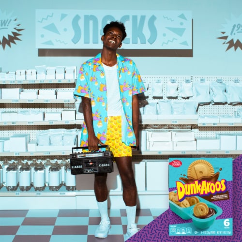 Dunkaroos Vanilla Cookies and Chocolate Frosting Perspective: top
