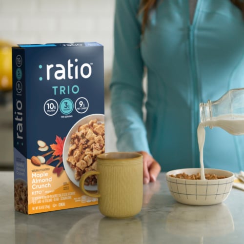 :ratio Keto Friendly Maple Almond Crunch Breakfast Cereal Perspective: top