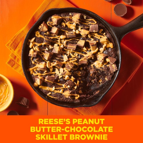 Betty Crocker REESE'S Brownie Mix With REESE’S Peanut Butter Chips Perspective: top