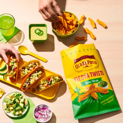 Old El Paso Salsa Verde Fiesta Twists, 5.5 OZ Perspective: top