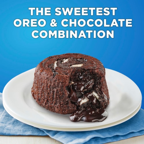 Betty Crocker OREO Lava Cake With OREO Cookie Pieces Baking Mix Perspective: top