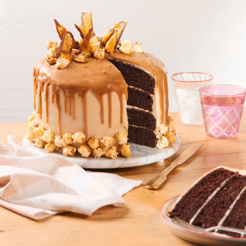 Betty Crocker™ Delights Super Moist™ Dark Chocolate Cake Mix Perspective: top
