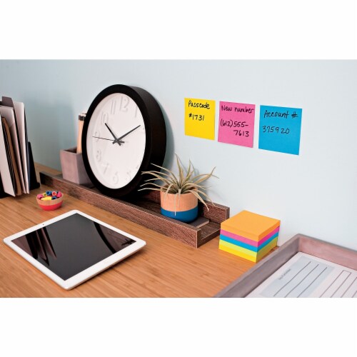 Post-it Super Sticky Notes 3  x 3  Electric Yellow 90 Sheets/Pad Perspective: top