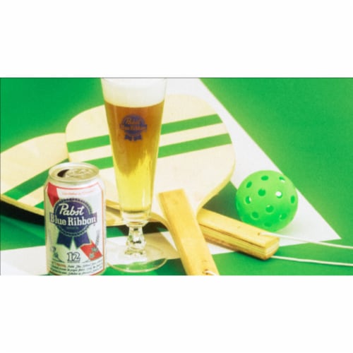 Pabst Blue Ribbon® Beer Perspective: top