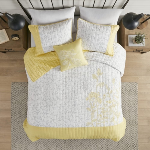 Chic Home Arron 3-Piece Floral Cotton Quilt Set, King, Mustard