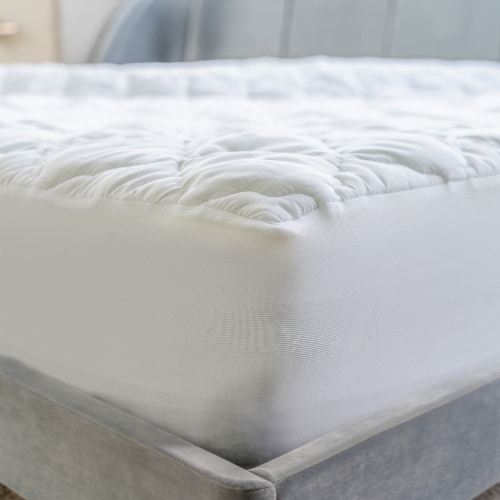 Sealy® Waterproof Plus + Mattress Pad Perspective: top