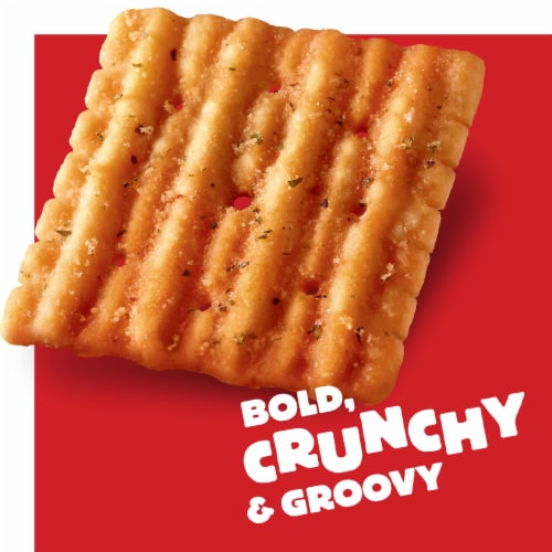Cheez-It® Grooves Bold Cheddar Cheese Crackers Perspective: top