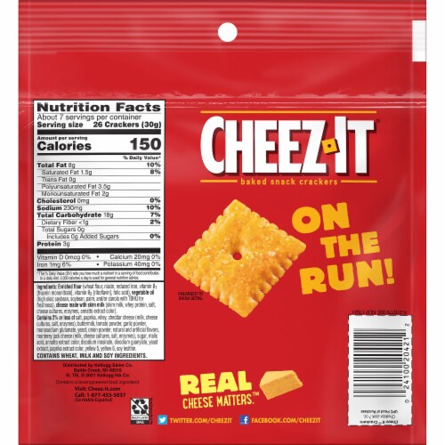 Cheez-It® Cheddar Jack Cheese Snack Crackers Grab Bags Perspective: top