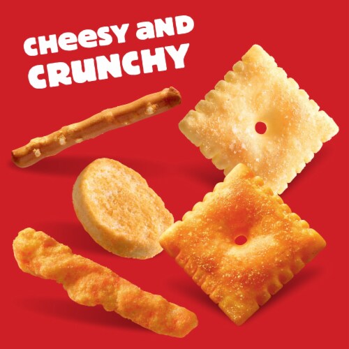 Cheez-It® Double Cheese Snack Mix Perspective: top