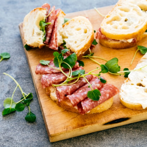 Applegate Natural Uncured Genoa Salami Perspective: top