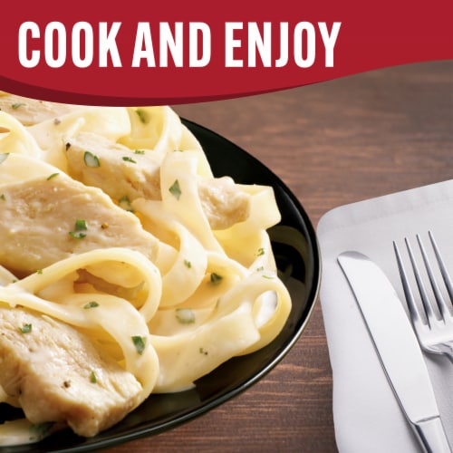 Smart Ones Chicken Fettuccine with Parmesean Sauce Frozen Meal Perspective: top