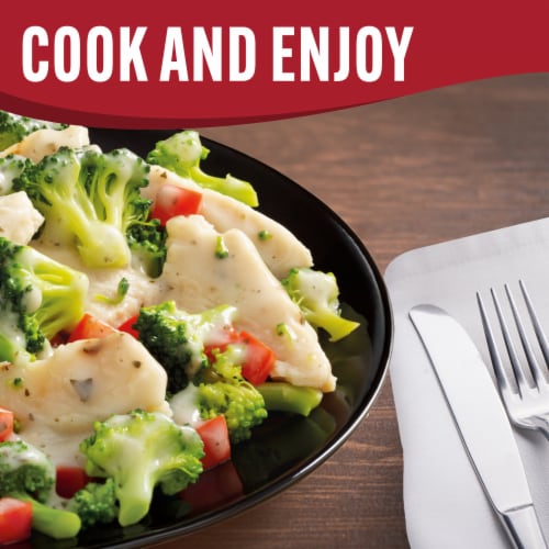 Smart Ones Chicken with Broccoli Red Peppers & Creamy Basil Parmesean Sauce Frozen Meal Perspective: top