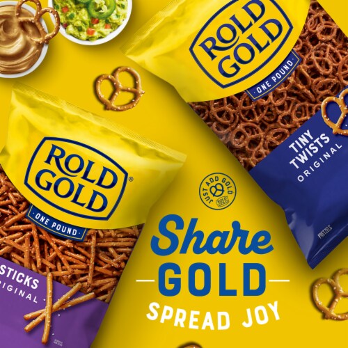 Rold Gold® Selects Garlic Parmesan Pretzels Twists Perspective: top