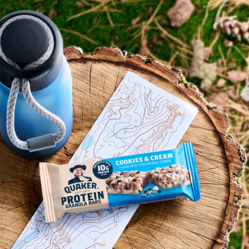 Quaker® Cookies & Cream Protein Granola Bars Perspective: top