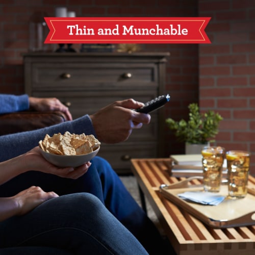 Town House® Flatbread Crisps Sea Salt and Olive Oil Oven Baked Snack Crackers Perspective: top