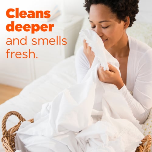 Tide HE Clean Breeze Liquid Laundry Detergent Perspective: top