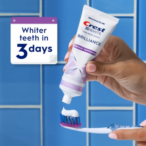 Crest 3D White Brilliance Vibrant Peppermint Teeth Whitening Anticavity Fluoride Toothpaste Perspective: top