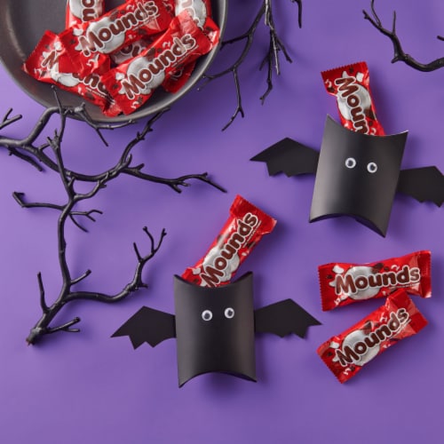 MOUNDS Dark Chocolate and Coconut Snack Size Halloween Candy Bag Perspective: top