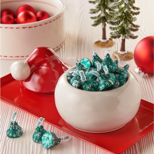 HERSHEY'S KISSES Mint Truffle Dark Chocolate Filled with Mint Truffle Candy Christmas Bag Perspective: top