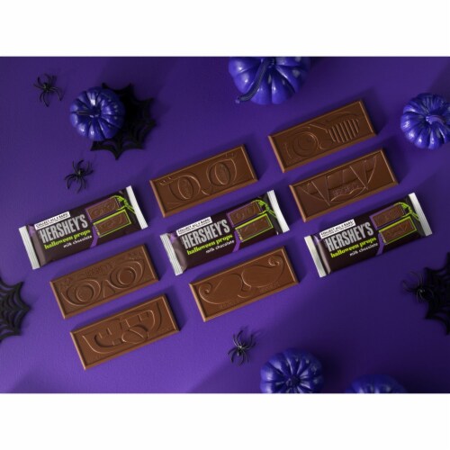 HERSHEY'S Halloween Props Milk Chocolate Candy Halloween Bar Perspective: top