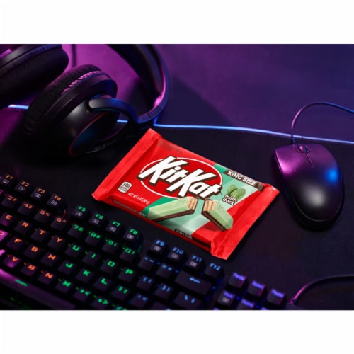 KIT KAT® DUOS Dark Chocolate Mint Wafer King Size Candy Bar Perspective: top